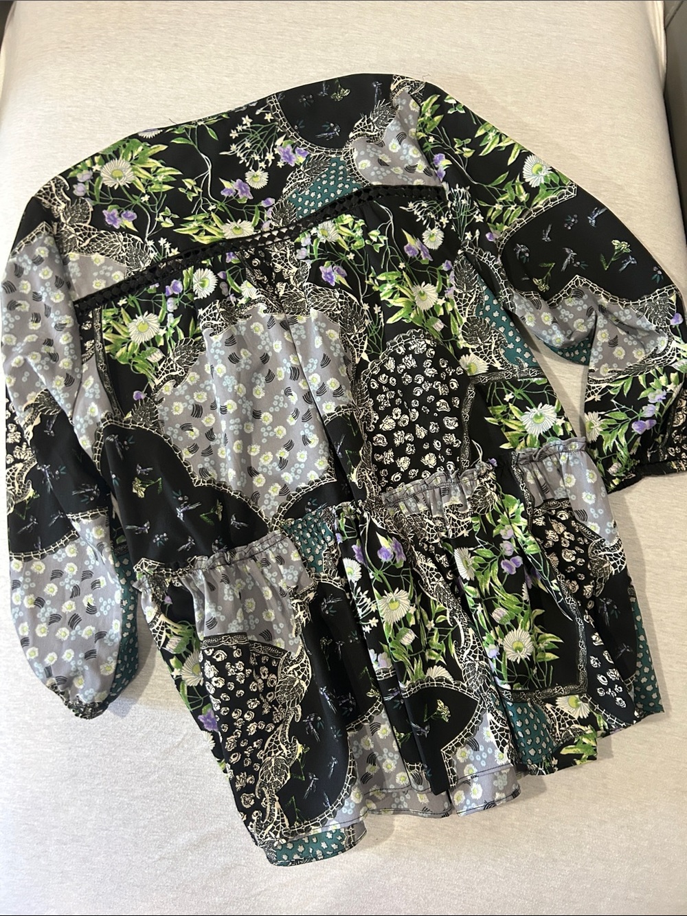 Chelsea & Theodore Black Floral Patchwork Blouse Sz S - Picture 5 of 6